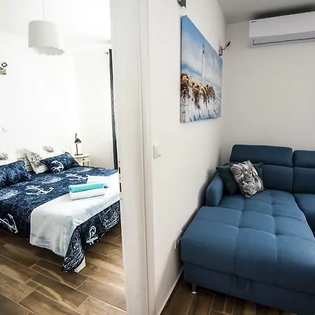 Apartment Blue Pearl