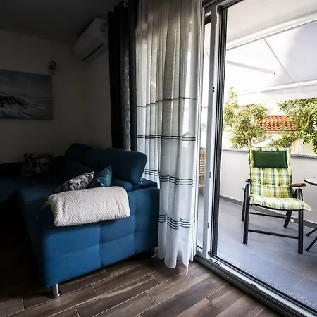 Apartment Blue Pearl