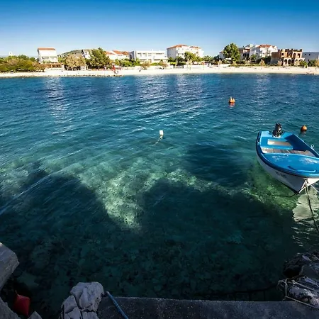 Apartment Blue Pearl *