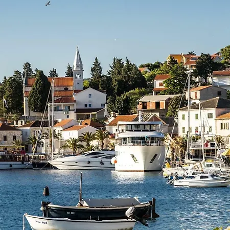 Blue Pearl * Rogoznica (Sibenik-Knin)