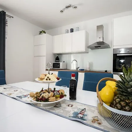 Apartment Blue Pearl